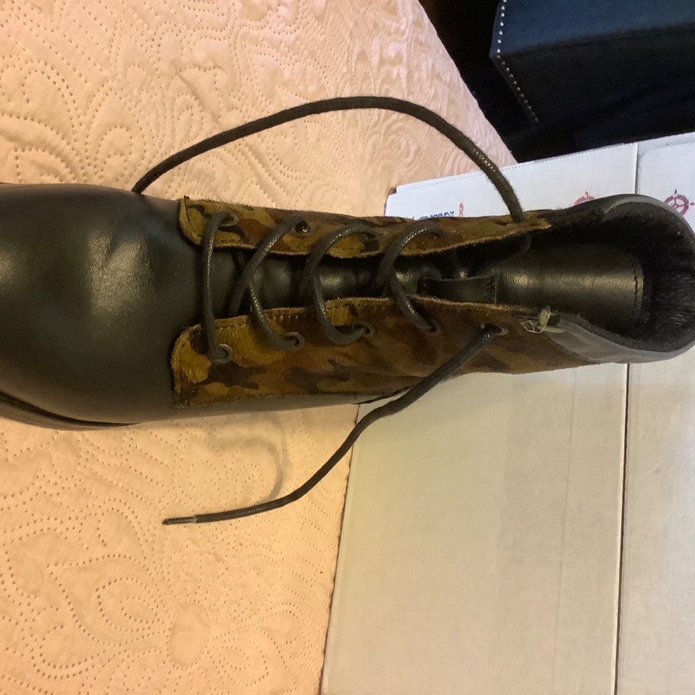Camouflage boots - Picture 2 of 5